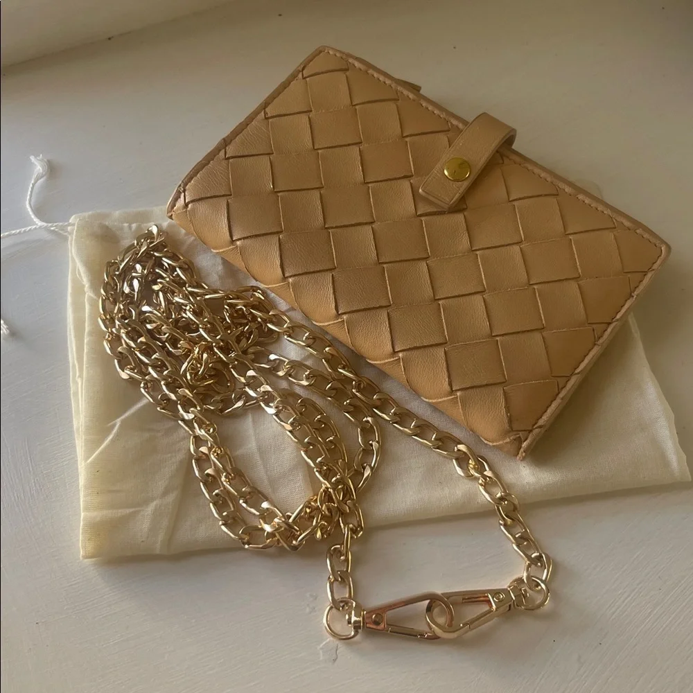 Bottega Veneta Pale Brown Intrecciato Bifold Wallet.